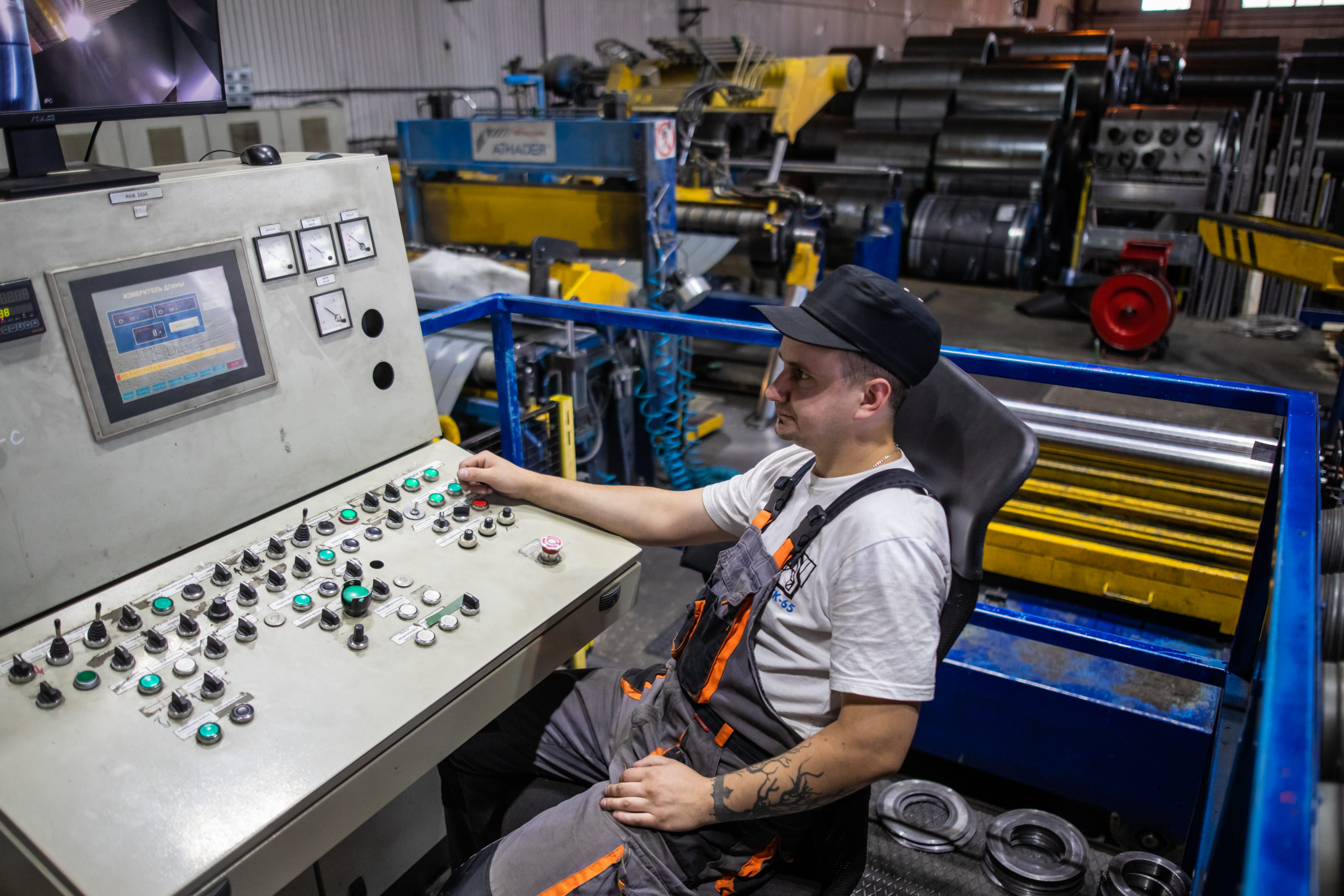 Линия продольной резкий ATHADER. Испания