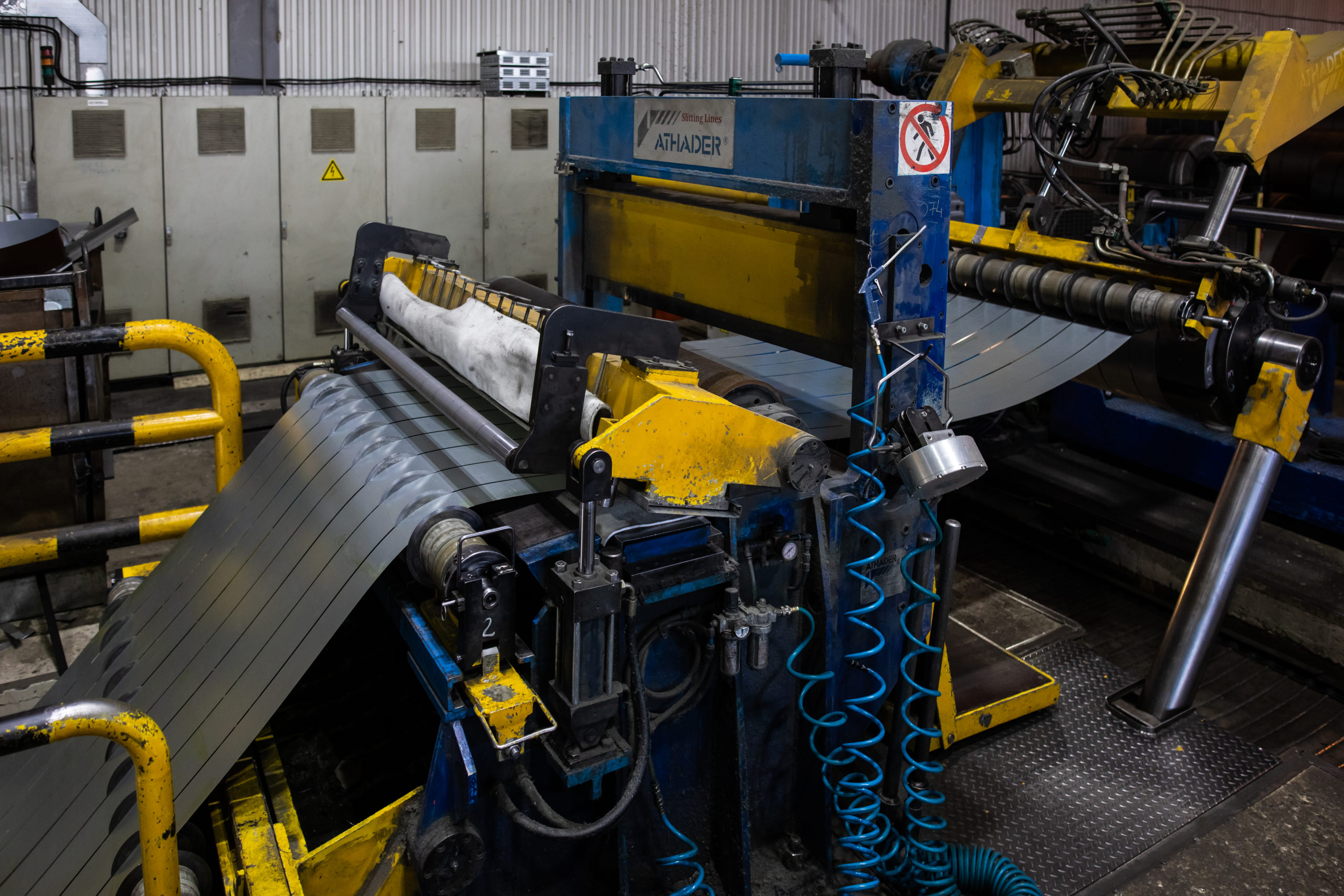 Линия продольной резкий ATHADER. Испания