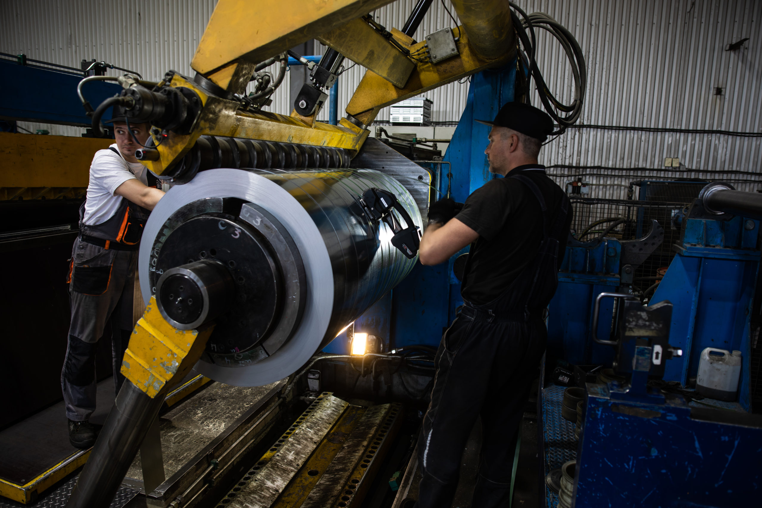 Линия продольной резкий ATHADER. Испания