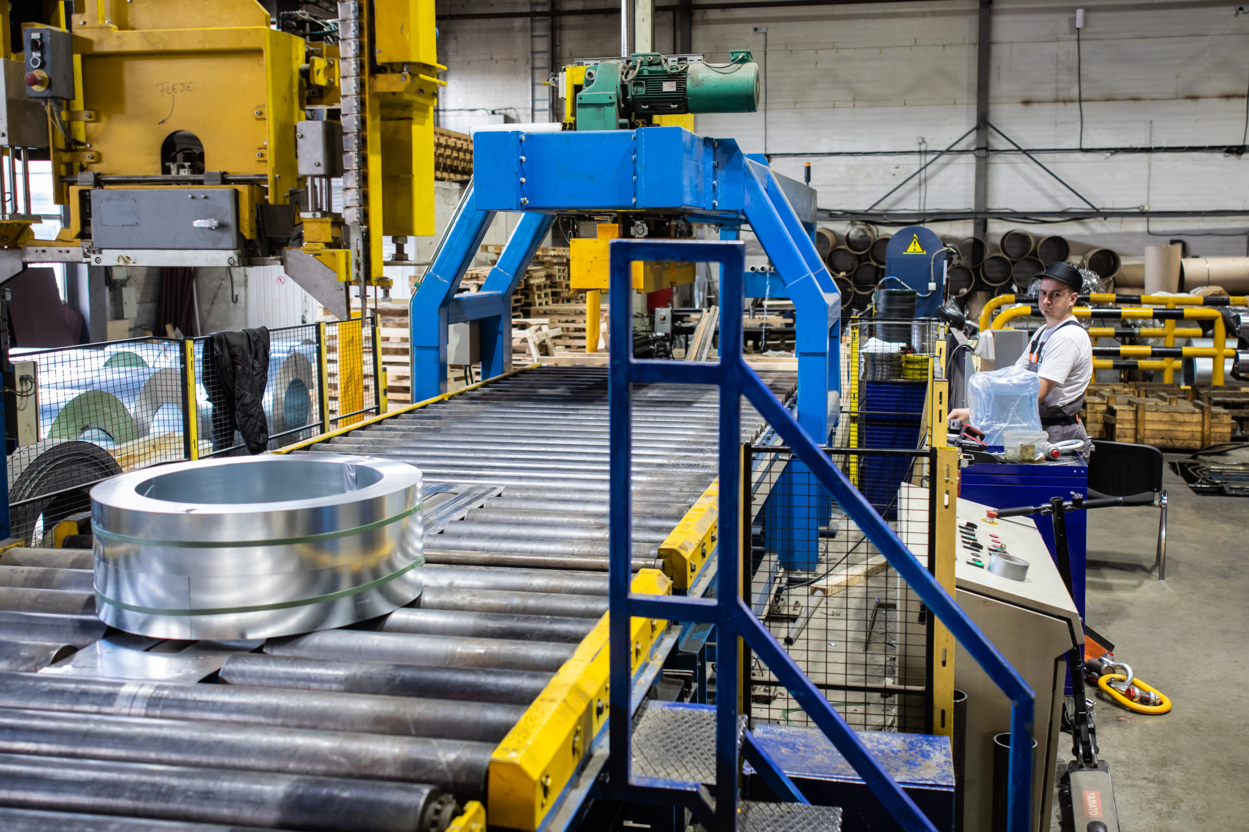 Линия продольной резкий ATHADER. Испания