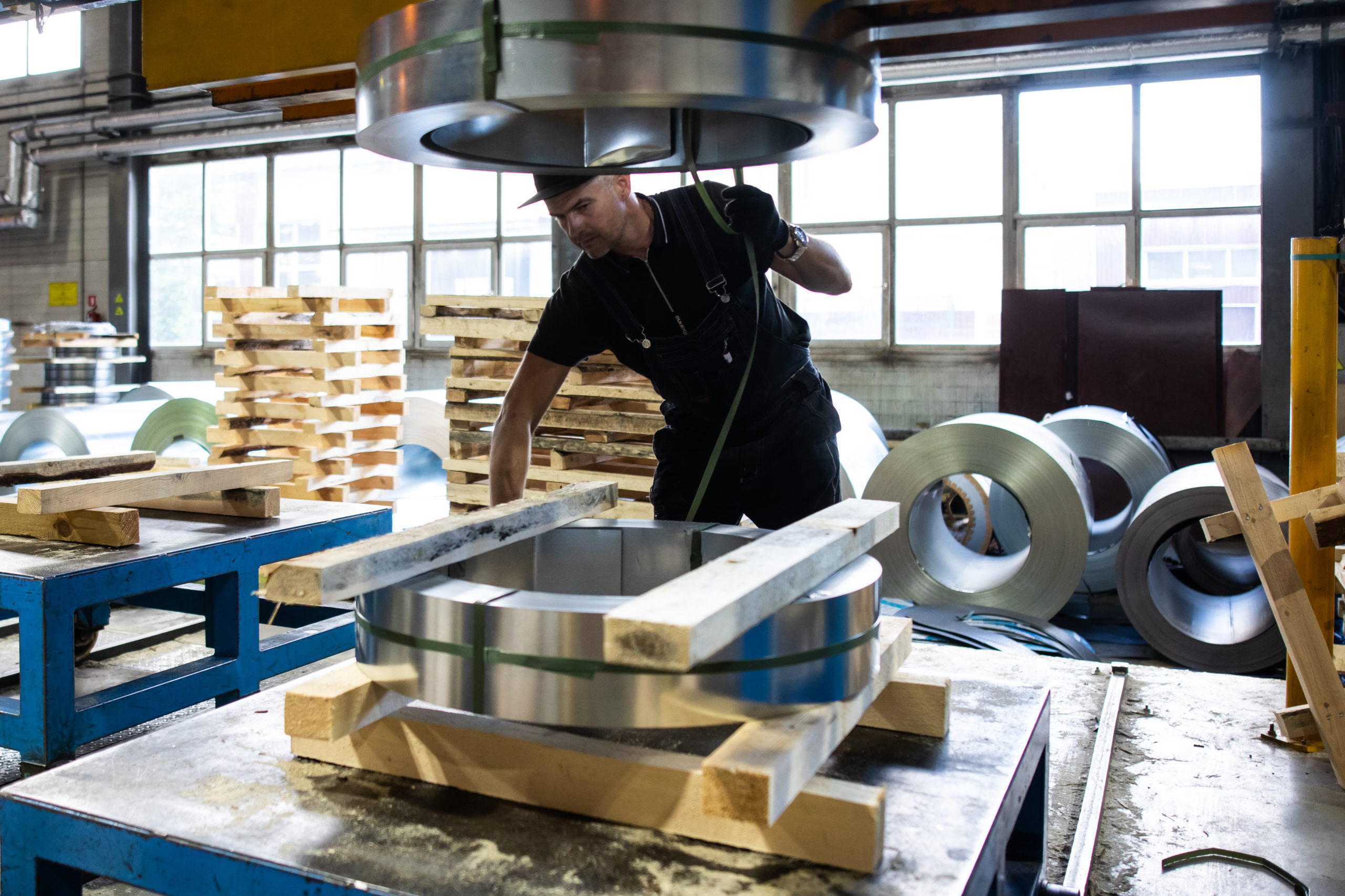 Линия продольной резкий ATHADER. Испания